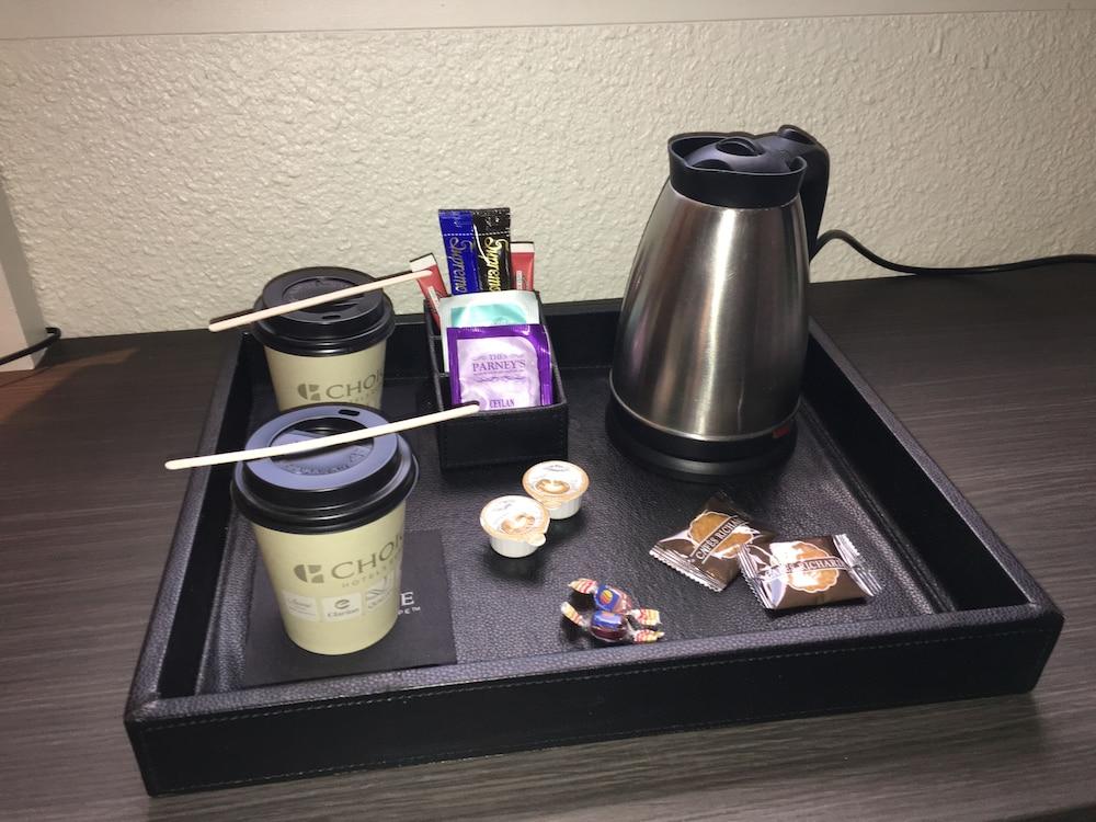 里尔火车站大皇宫基里亚德酒店 外观 照片
